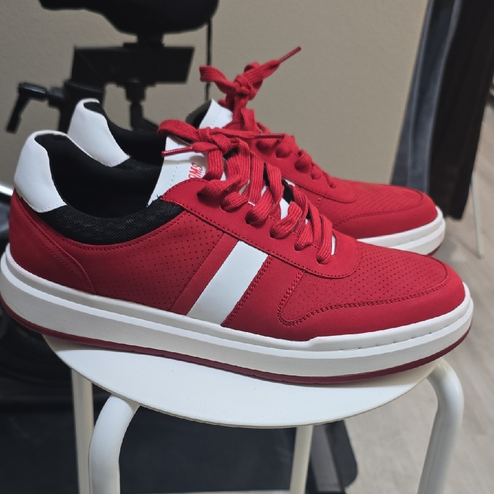 Stacy Adams Red and White Sneakers Classic Design